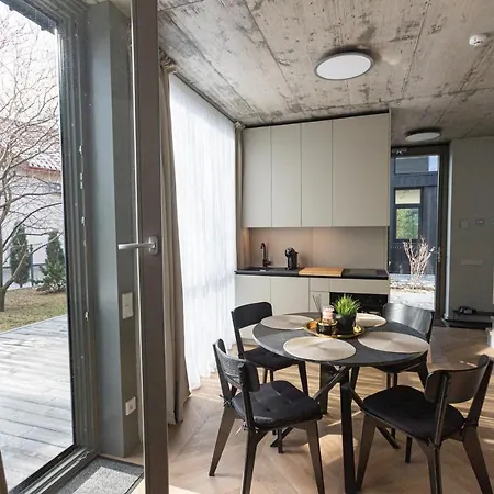 Sakalo 9 Kotedzas Palangoje Апартаменты