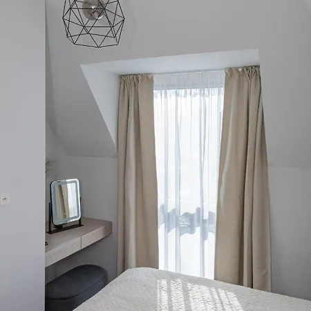 Sakalo 9 Kotedzas Palangoje * Паланга