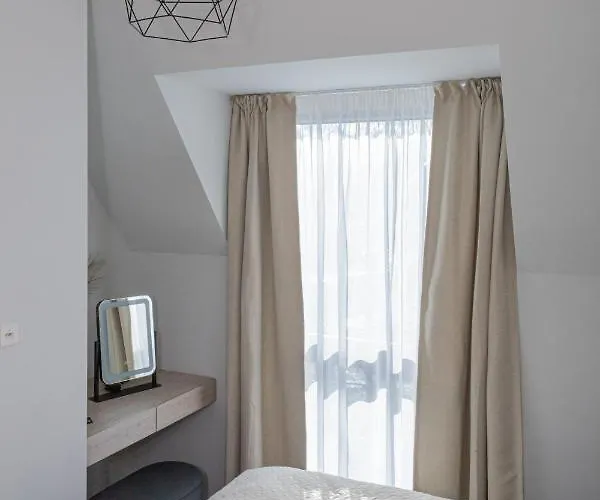 Sakalo 9 Kotedzas Palangoje * Palanga