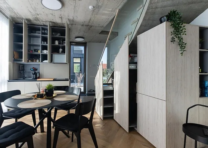 Sakalo 9 Kotedzas Palangoje *